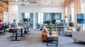 Staff augmentation vs independent contractor