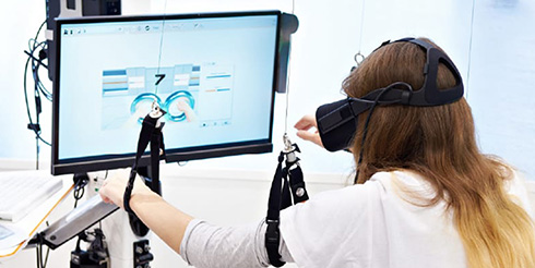 Virtual reality in medical training 06