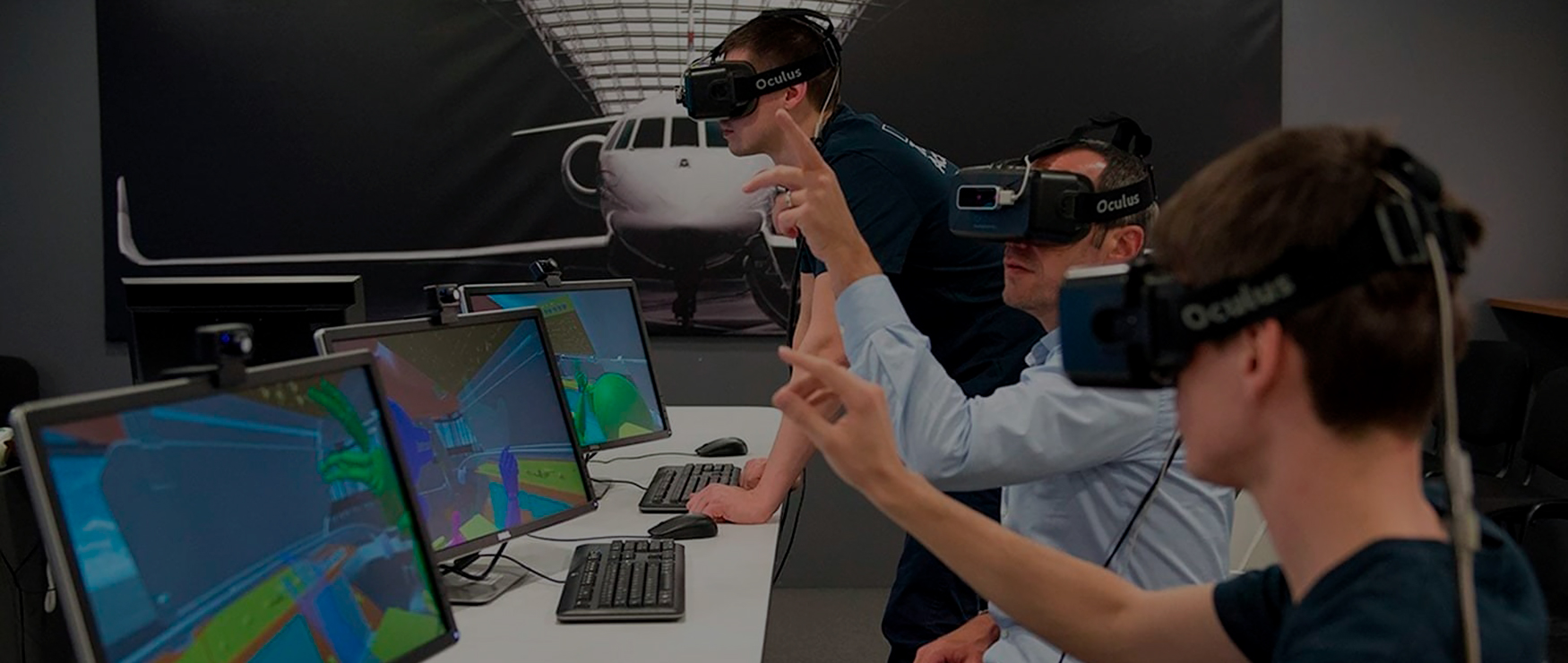 Vr класс. Мультимедиа в виртуальной реальности. VR технологии. Виртуальная реальность в образовании. VR технологии в образовании.